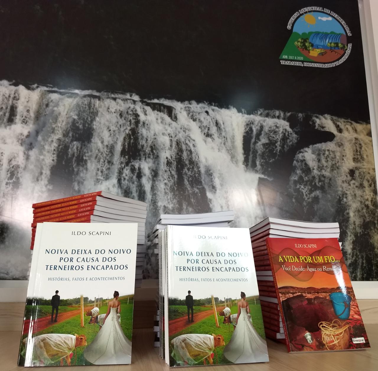 Foto doação de livro